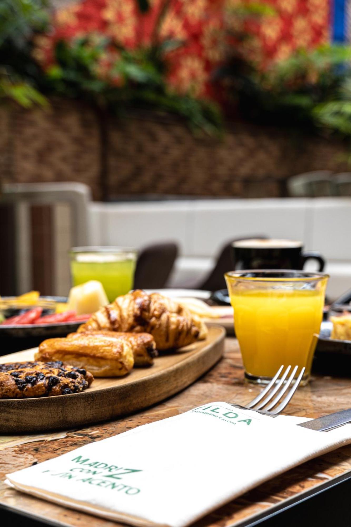 Smartr Madrid Gran Via Apartments Екстер'єр фото